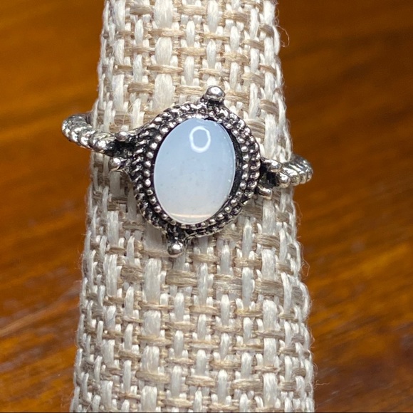 Dutchess Knuckle Ring Set of 6 - Picture 2 of 5